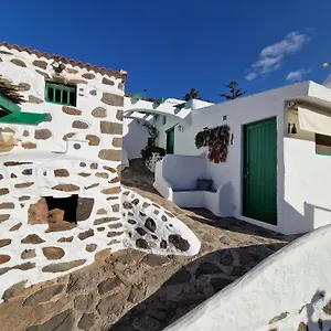 Small Cozy House Susana Mogán